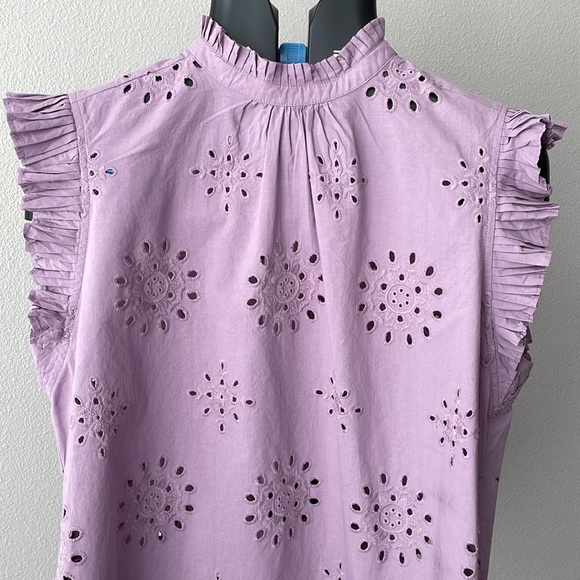 1.State Embroidered Top - Picture 3 of 3